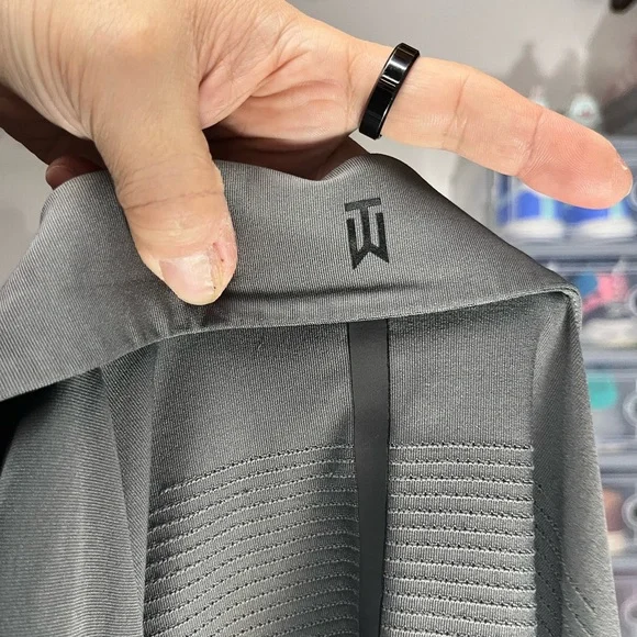 Nike Men's Black Dri-FIT Polo Shirt. Tiger Woods Collection - Picture 4 of 4